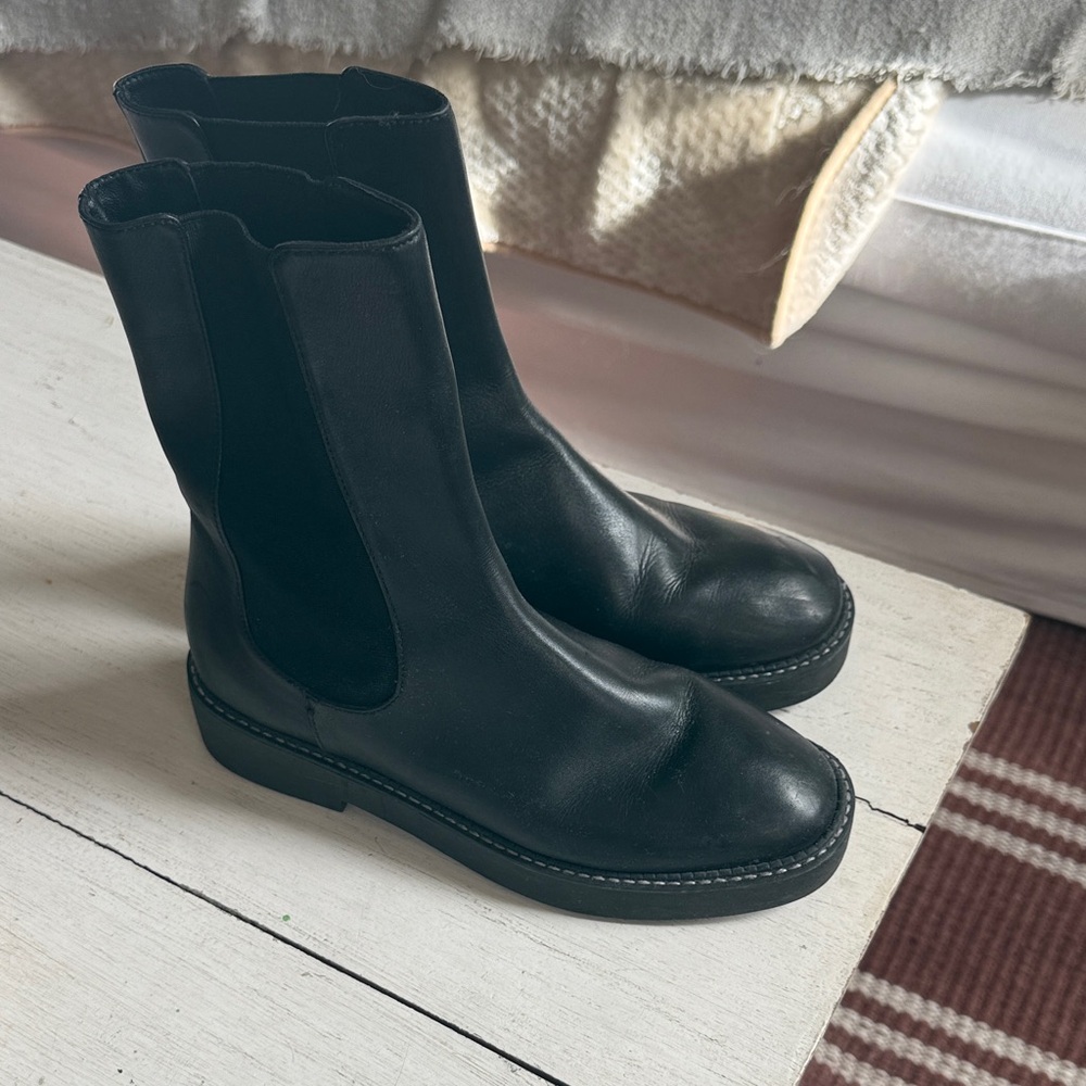 Schultz Black Leather Chelsea Boots
